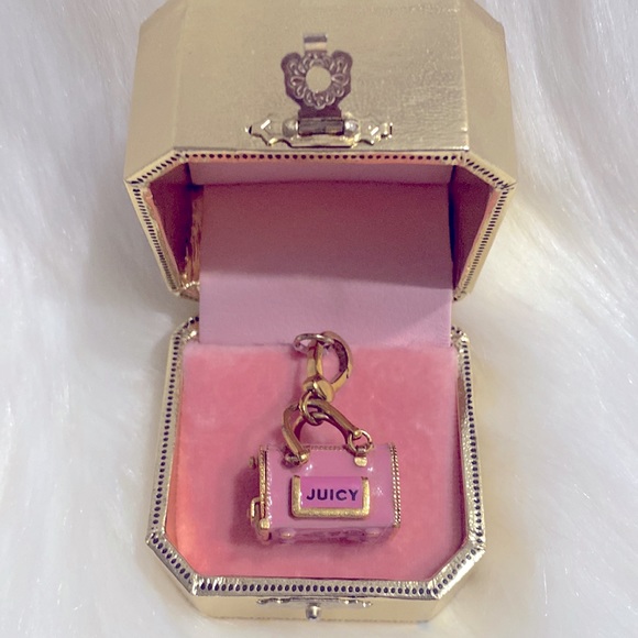 Juicy Couture Pink Dog Carrier Charm Like New Excellent Condition - Picture 9 of 13